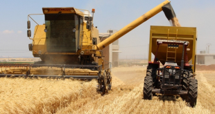 العراق يحقق الاكتفاء الذاتي بإنتاج الجرارات والحاصدات الزراعية