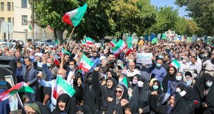الشعب الإيراني يخرج بمسيرات حاشدة ضد أعمال الشغب