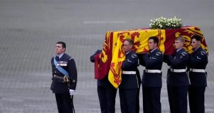 بريطانيا : وصول نعش الملكة الراحلة الى لندن تمهيداً لإقامة جنازة رسمية لها السبت المقبل