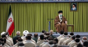 قائد الثورة الاسلامية : في كل حقبة كان وجود التعبئة يبيّن أن الثورة ما زالت حيّة ومستمرة